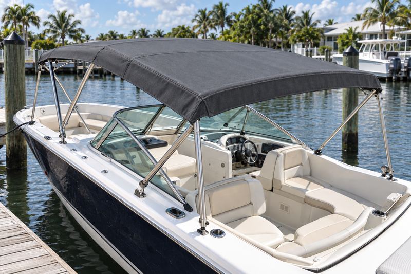 30 ft dual console, new charcoal Sunbrella bimini