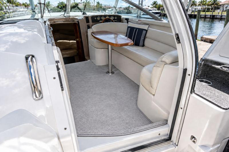 40 ft express cruiser, new cabin carpet