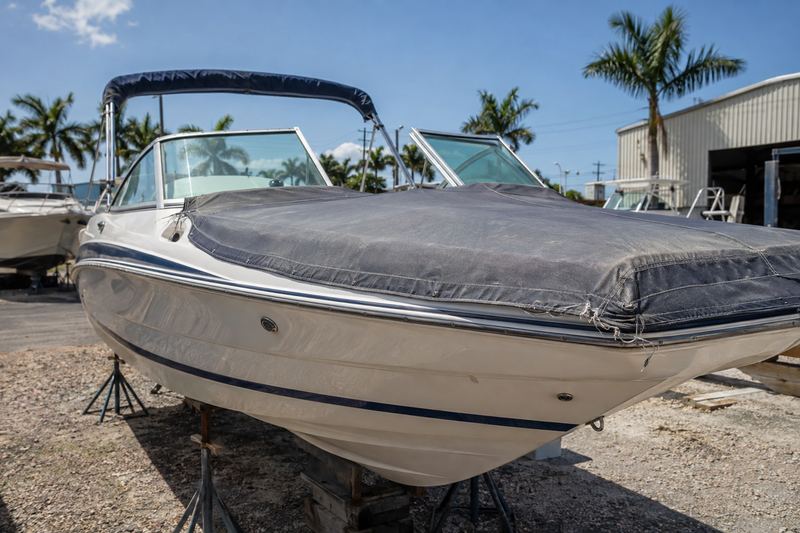 30 ft dual console, worn cover