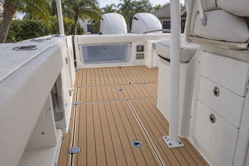 Teak-look foam decking on the cockpit sole of a center console